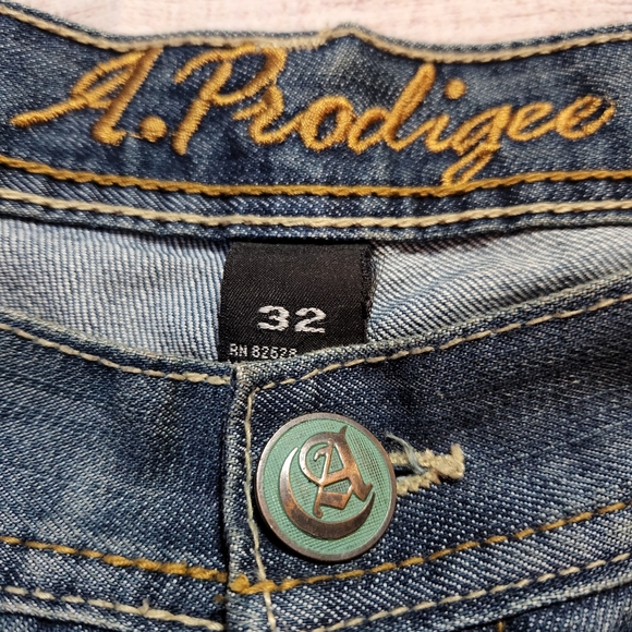 A. Prodigee Medium Wash Straight Leg Jeans Front Wiskering Size 32 x 30 - Picture 8 of 11